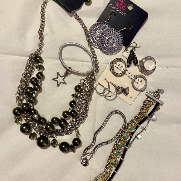 jewelry bundle - Picture 1 of 1